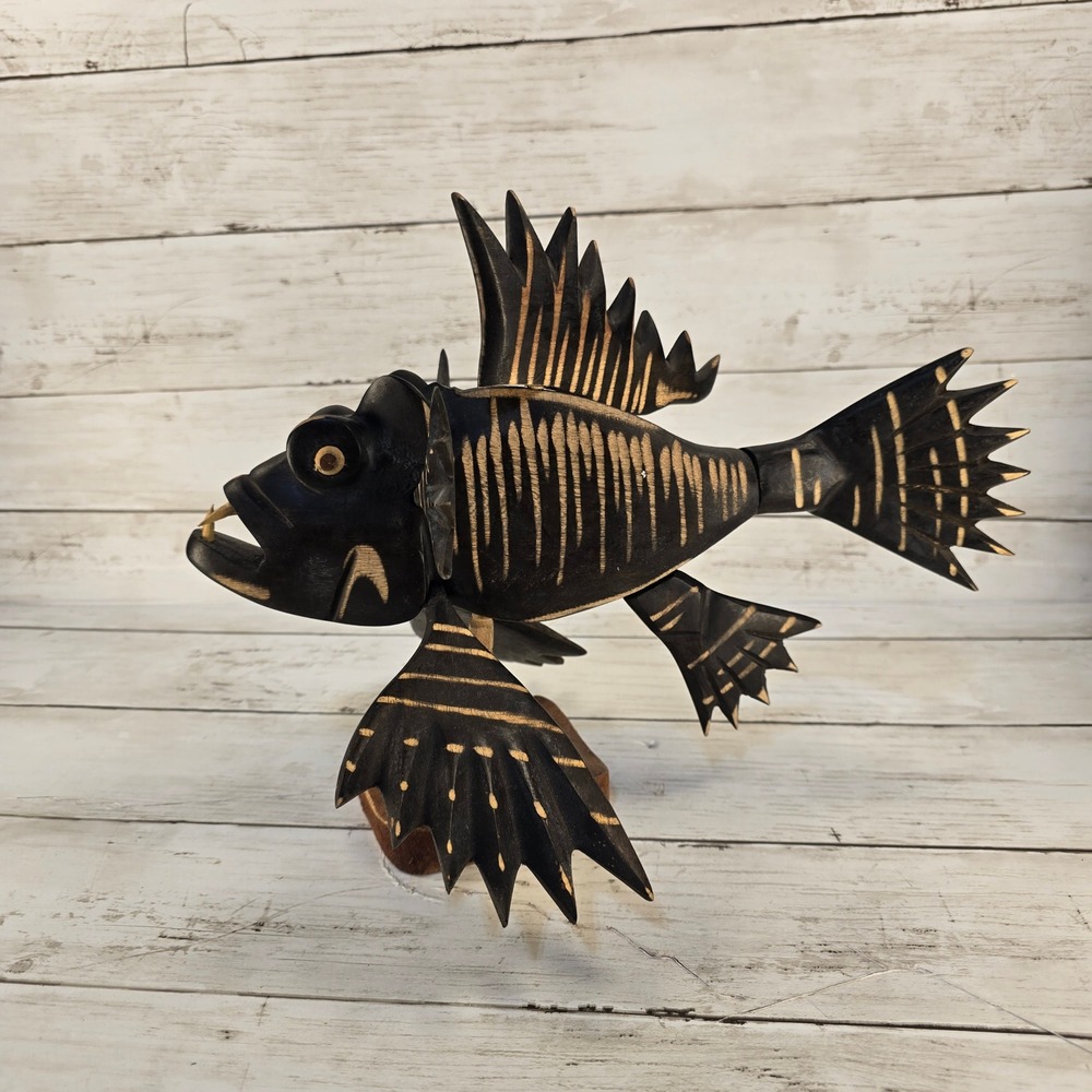 VTG Hand Carved Wooden Piranha Angler Fish Sculpture Folk Art Natural Wood 10"